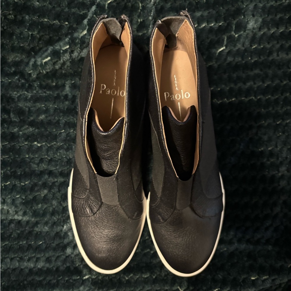 Linea Paolo Black Leather Ankle Boots